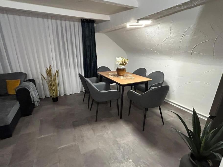 Univers 4 Apartment *