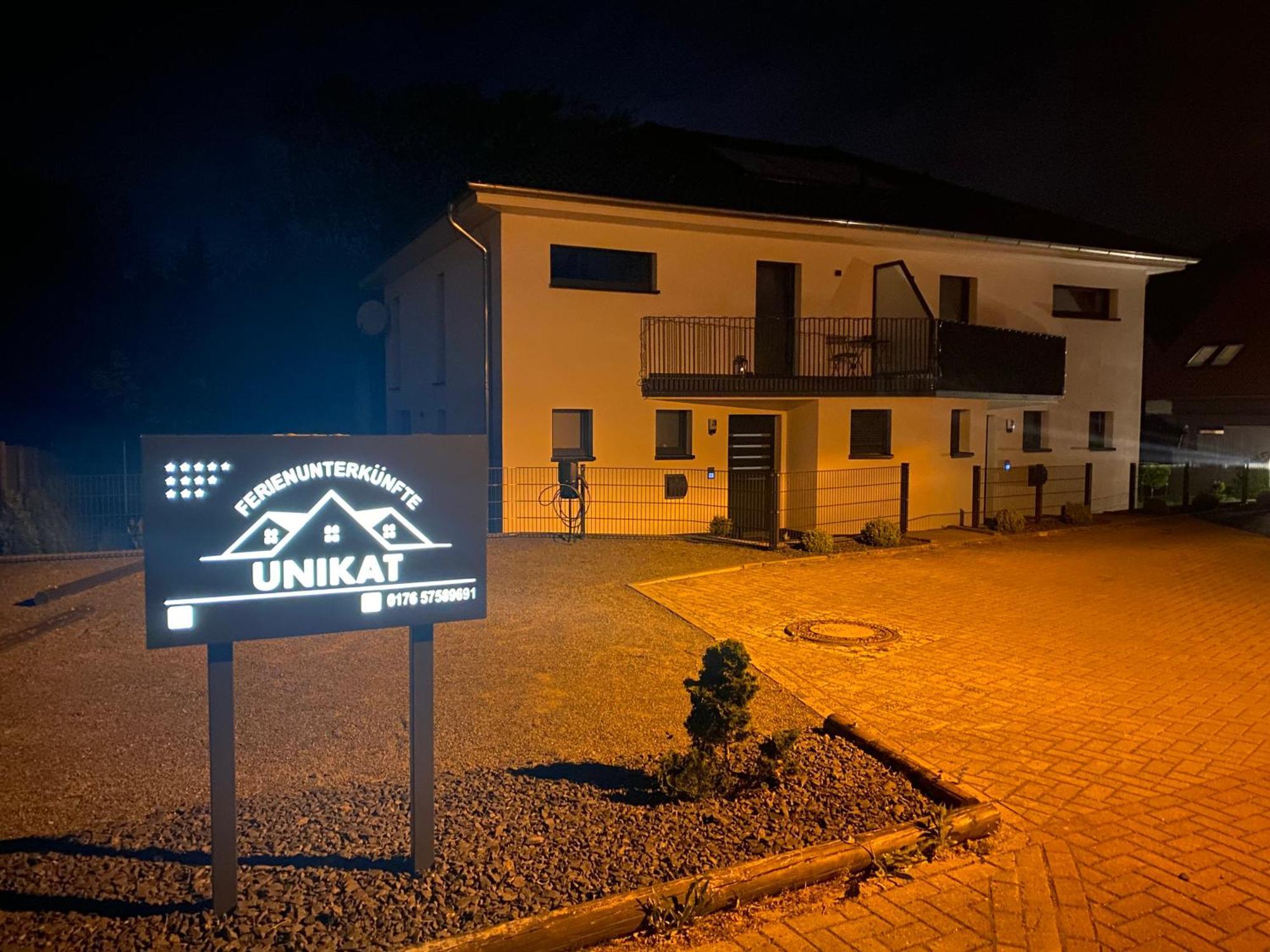 Apartment Univers 4 *
