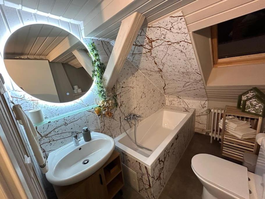 Univers 4 Apartment *